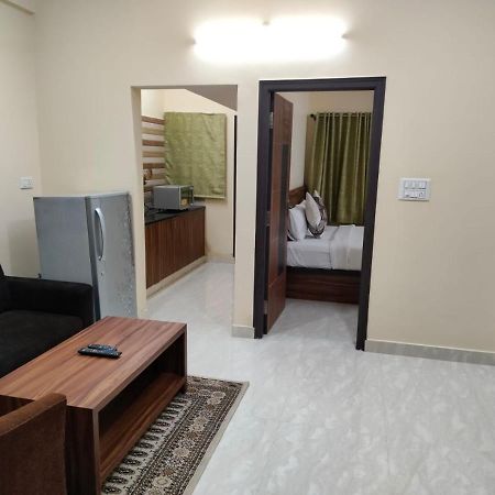 Golden Chariot 1Bhk Flat Manyata Tech Park Hotel Bangalore Exterior photo