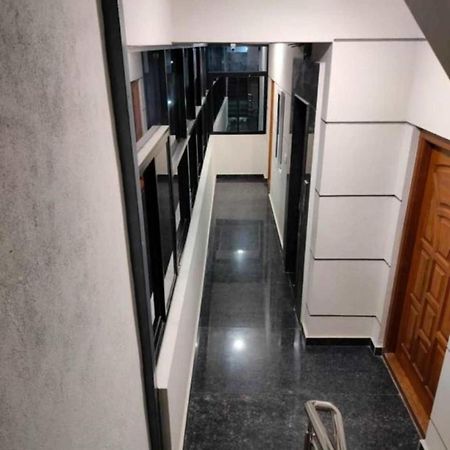 Golden Chariot 1Bhk Flat Manyata Tech Park Hotel Bangalore Exterior photo